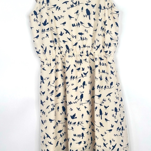 Olive & Oak Cream and Navy Bird Accent Shift Dress Size Medium - Picture 7 of 13